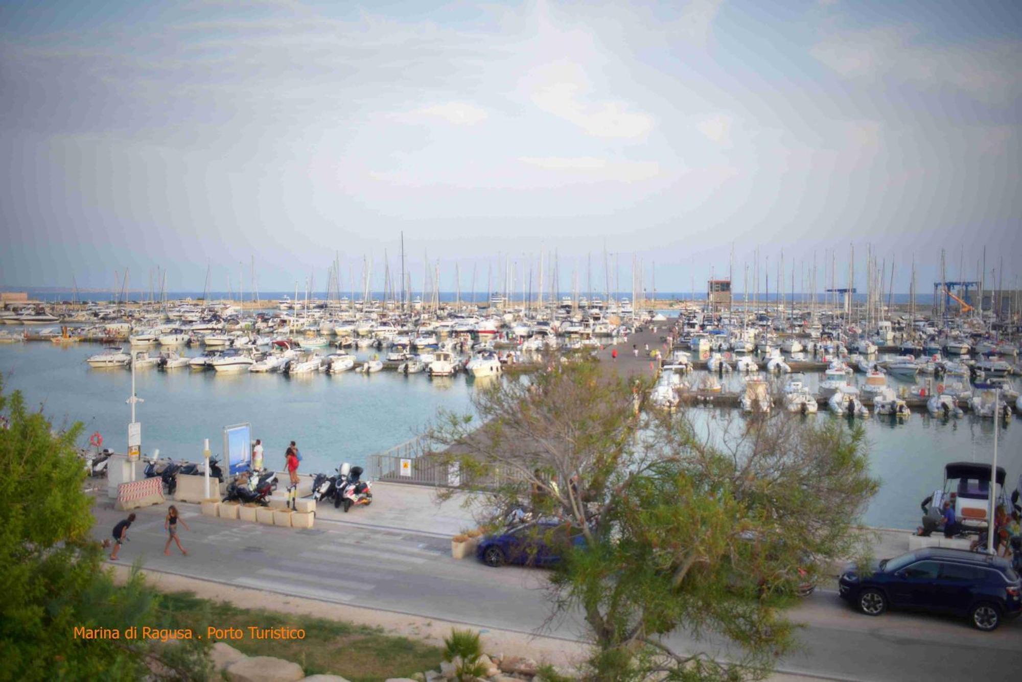 Casa Sicilia - Riviera Sicily Beach Guest House ドンナルカタ エクステリア 写真