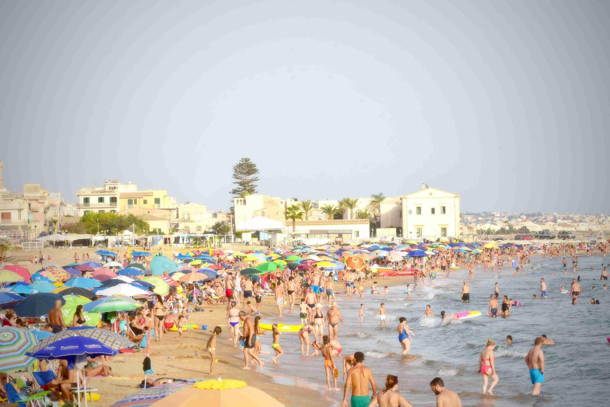 Casa Sicilia - Riviera Sicily Beach Guest House ドンナルカタ エクステリア 写真